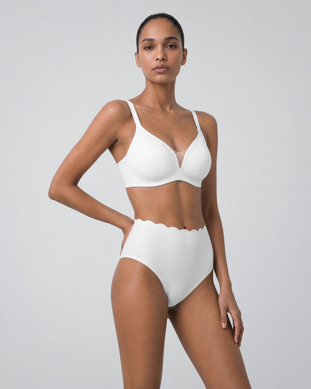 Ultimate Hug Bra - White