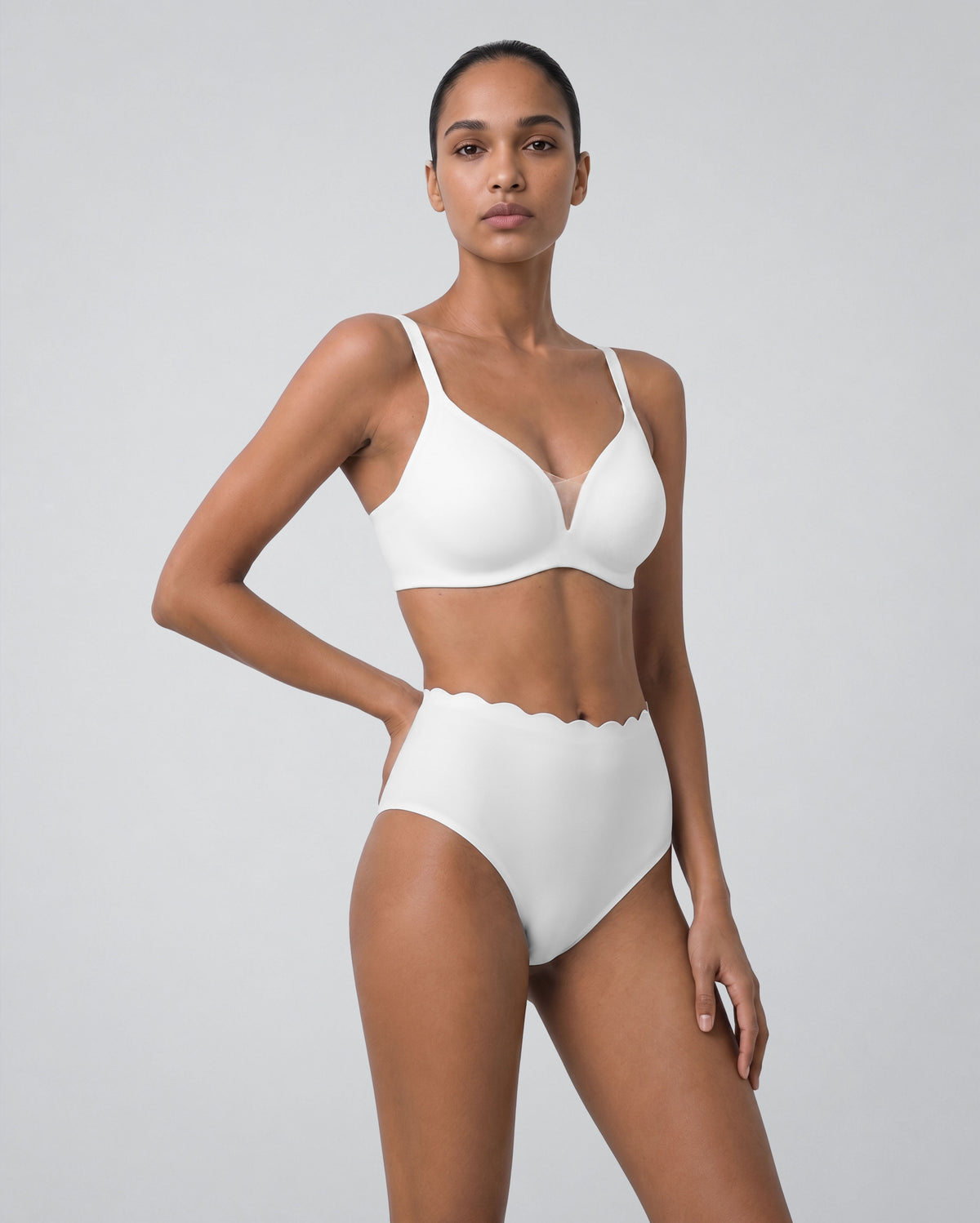Ultimate Hug Bra - White